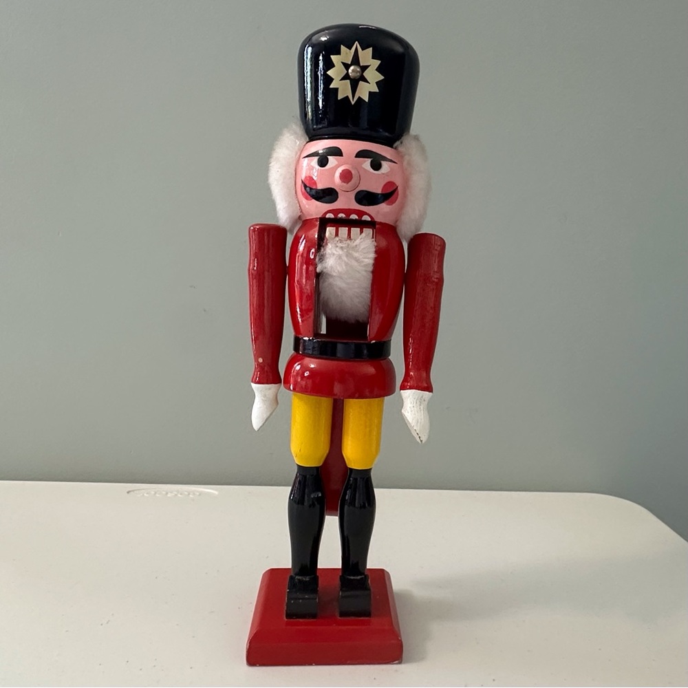 Vintage royal guard nutcracker Christmas‎ holiday collectible